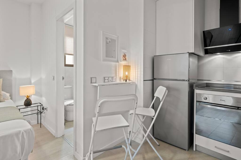 Estudio Nice Stay Dos Aceras Malaga Luaran gambar